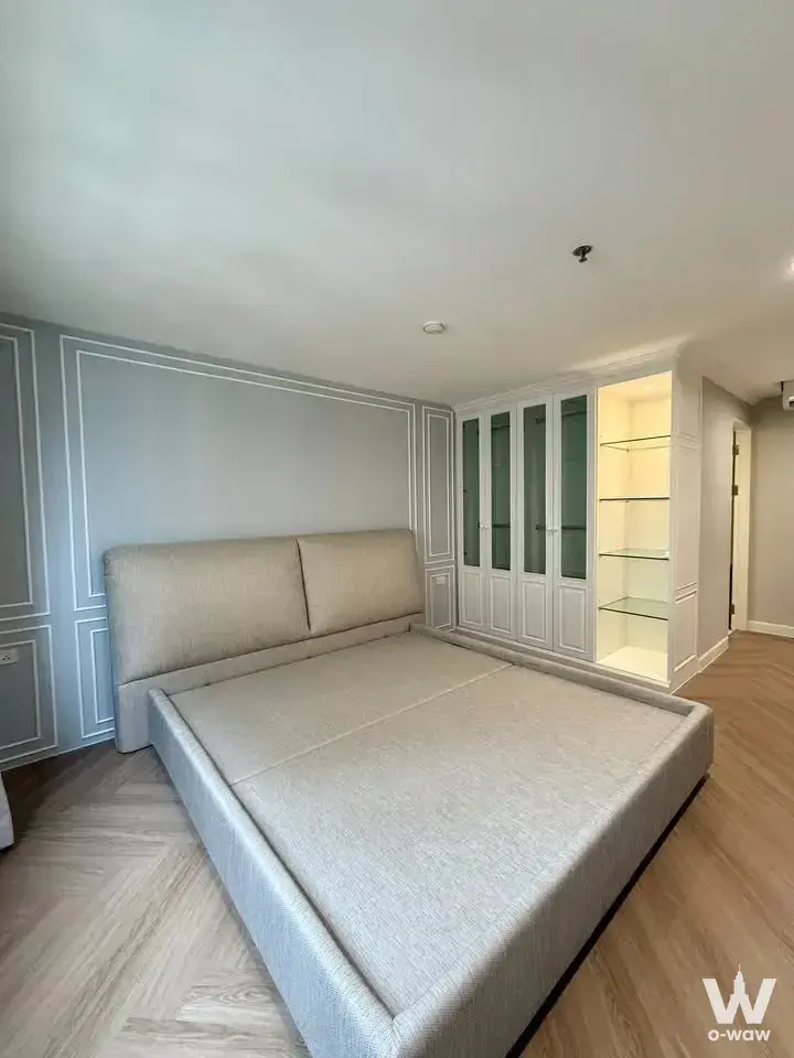 Condo with 3 bedrooms for rent at Topview Tower — photo 5 of 5