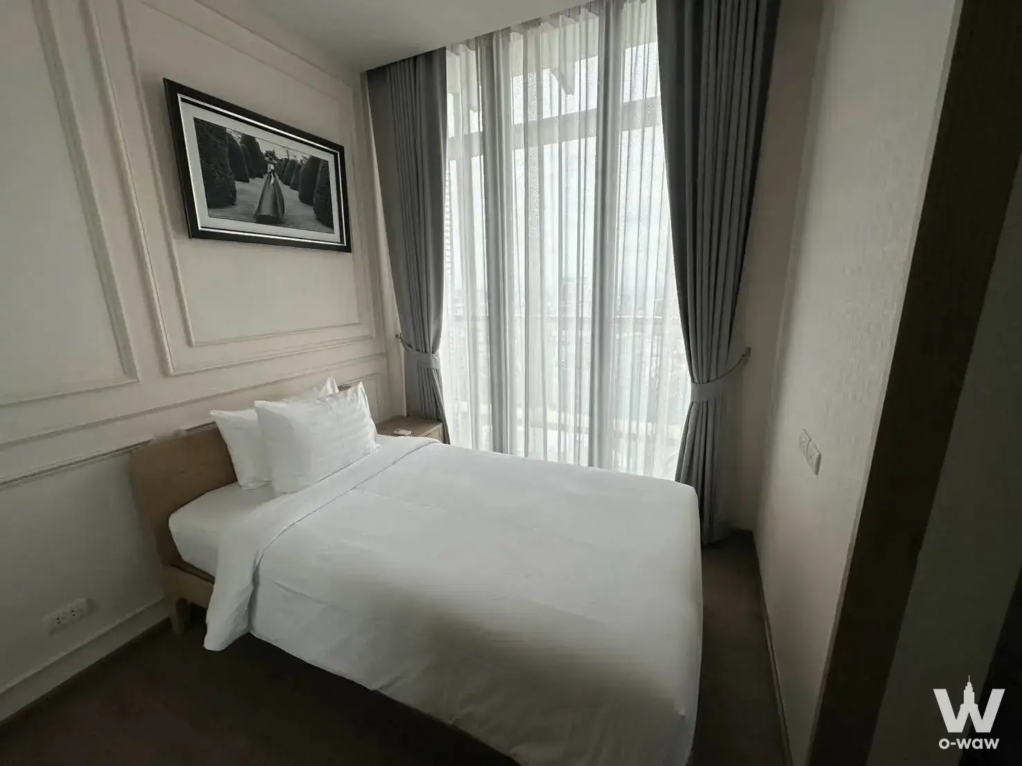 Condo with 2 bedrooms for rent at Park Origin Phrom Phong — photo 2 of 4