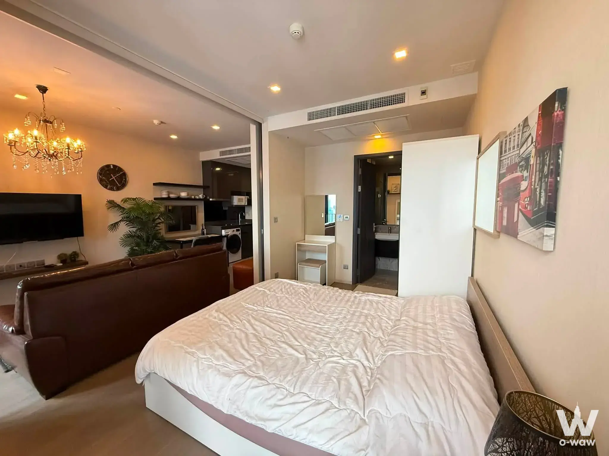 Condo with 1 bedroom for rent at Ashton Asoke — photo 2 of 5