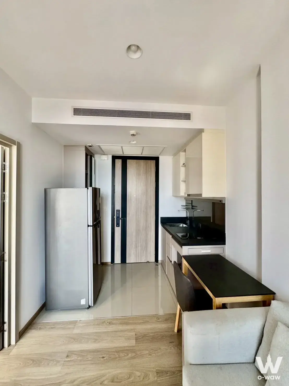 Condo with 1 bedroom for rent at Oka Haus — photo 2 of 5