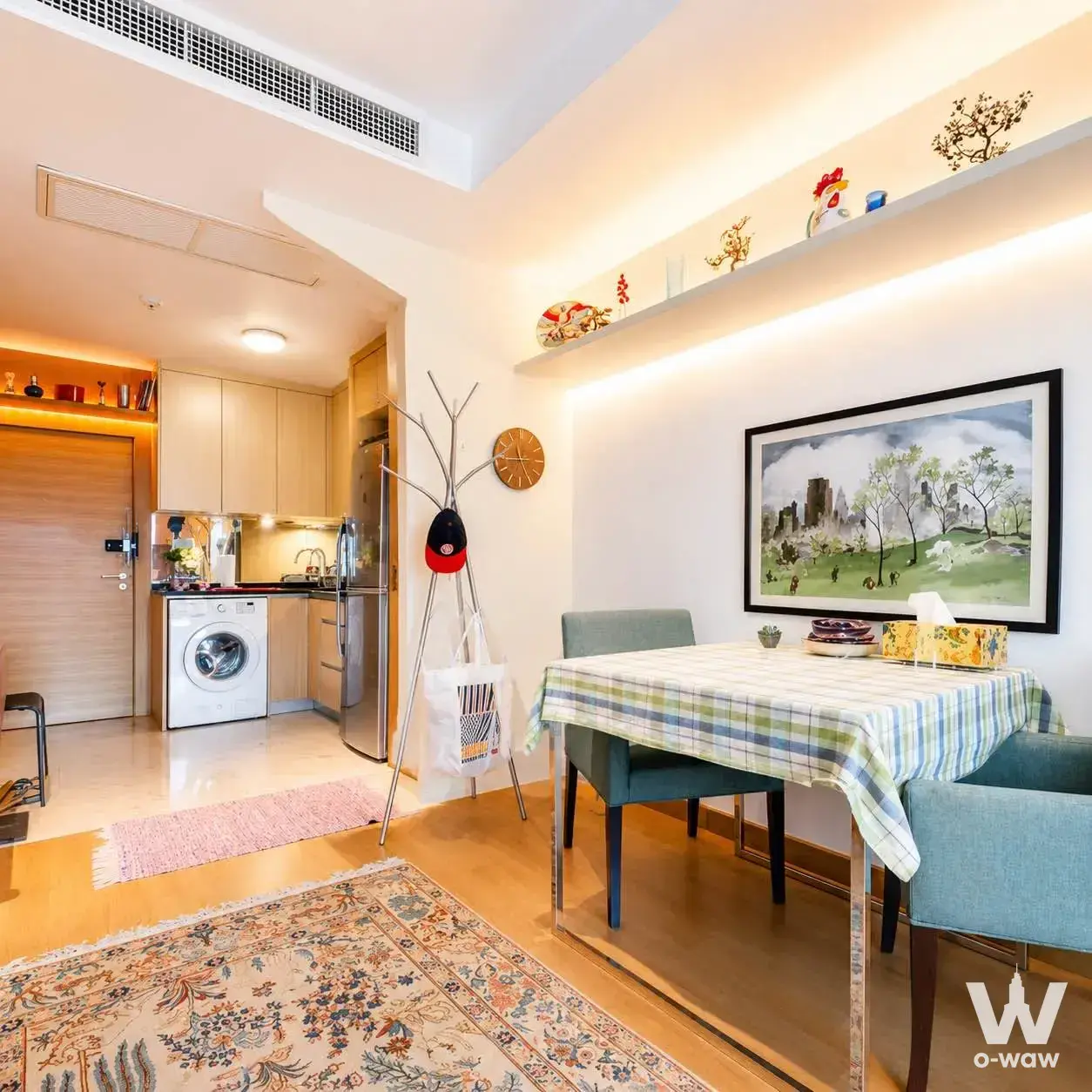 Condo with 1 bedroom for sale at Sathorn Gardens — photo 3 of 5