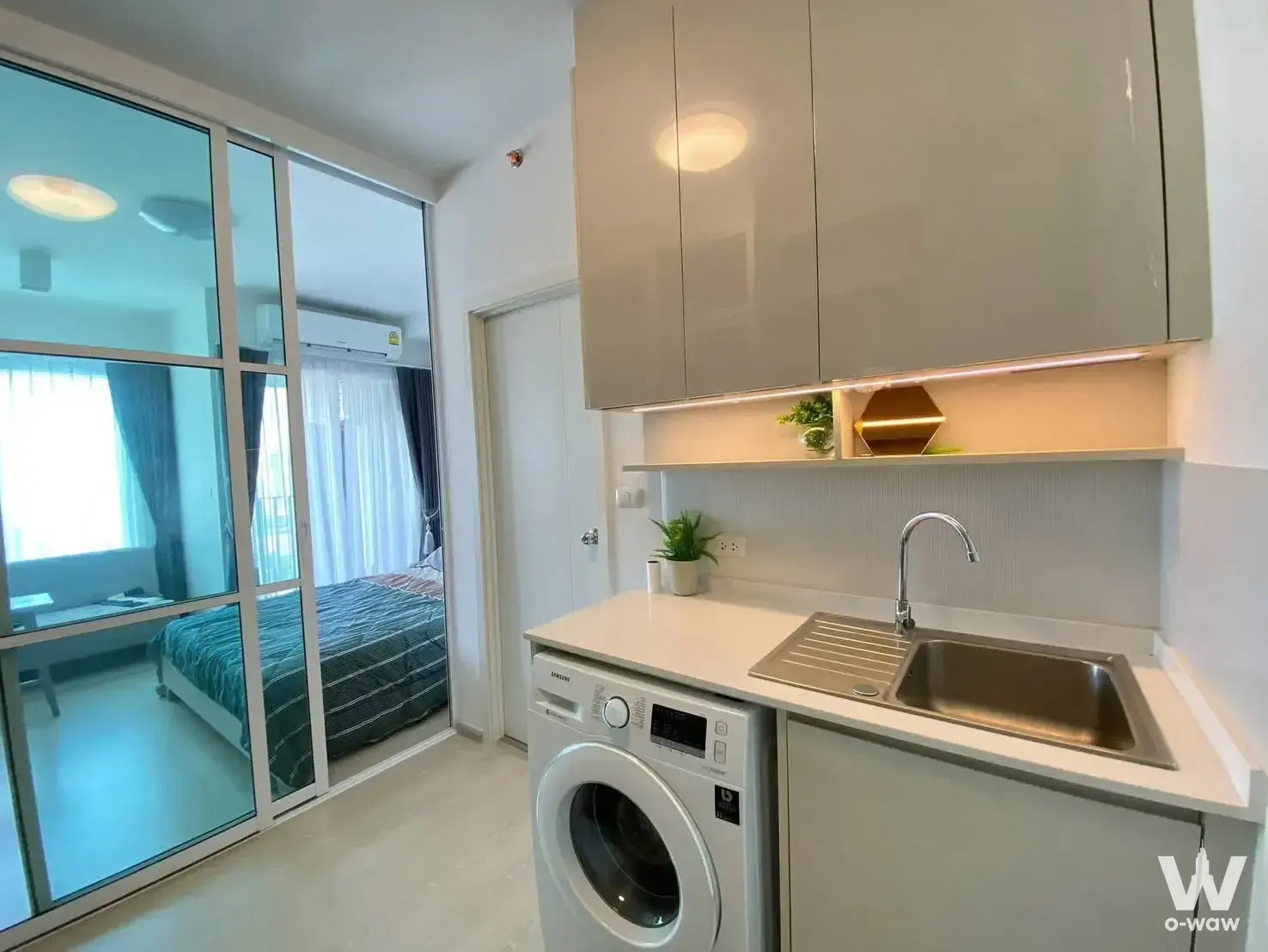 Commercial with 1 bedroom for rent at Chapter One Eco Ratchada-HuaiKhwang — photo 3 of 5