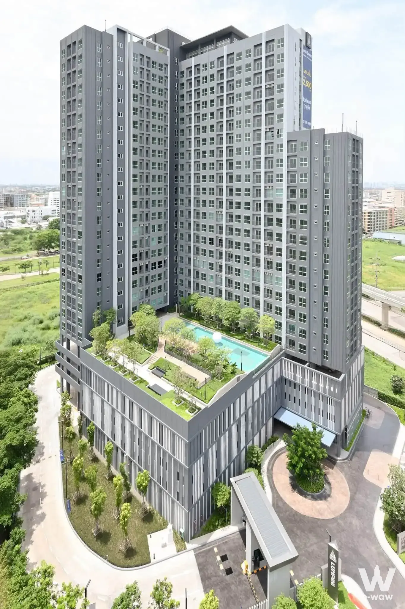 Lumpini Place Chaengwattana-Pakkret Station 1-bed for sale with twin towers, rooftop pool and rail nearby
