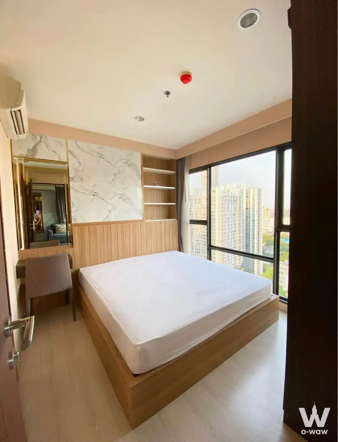 Condo with 2 bedrooms for rent at RHYTHM Asoke 2 — photo 3 of 5