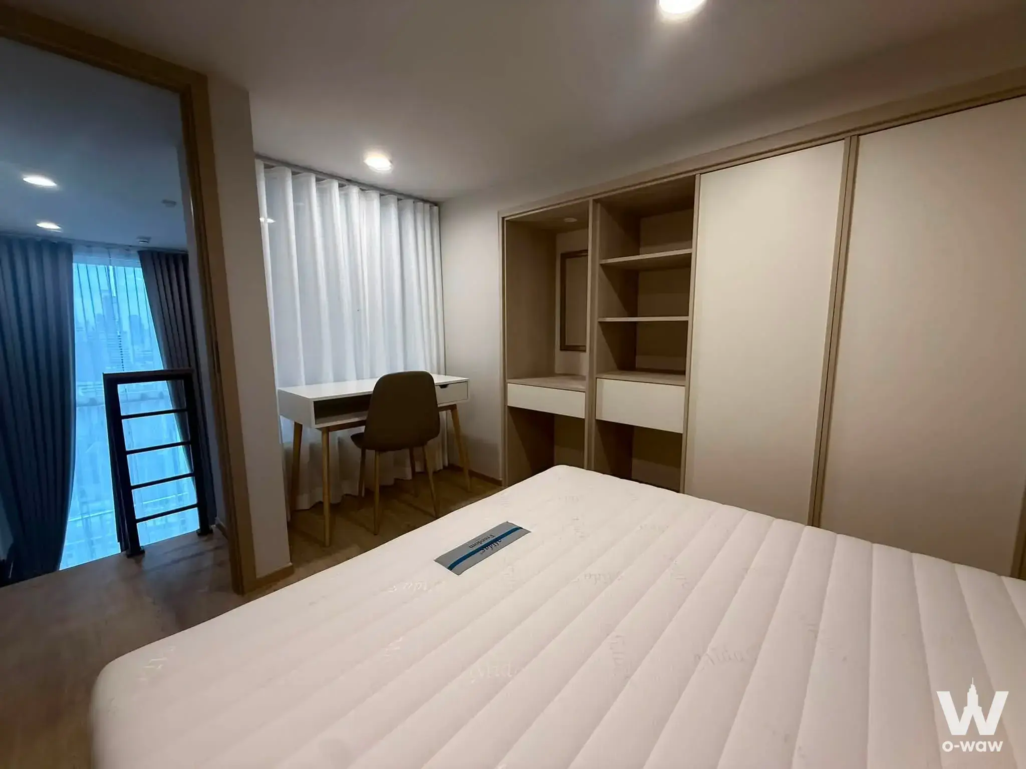 Commercial with 1 bedroom for rent at Culture Chula — photo 3 of 4