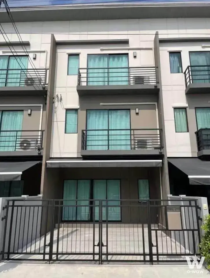 Townhouse with 3 bedrooms for sale at Bang Kruai, Nonthaburi, Thailand — photo 1 of 4