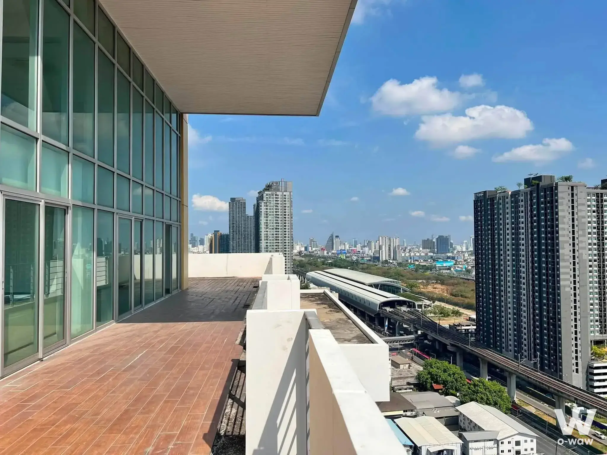 Asoke, near MRT Phetchaburi