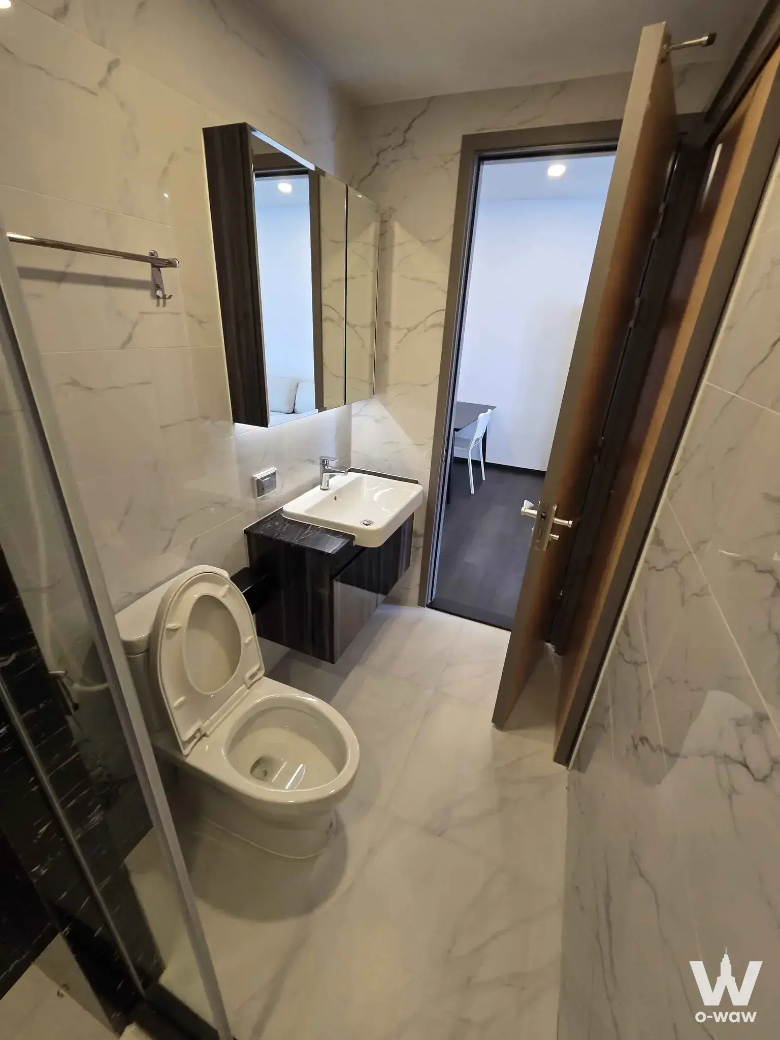 Condo with 1 bedroom for rent at Sapphire Condominium — photo 4 of 5