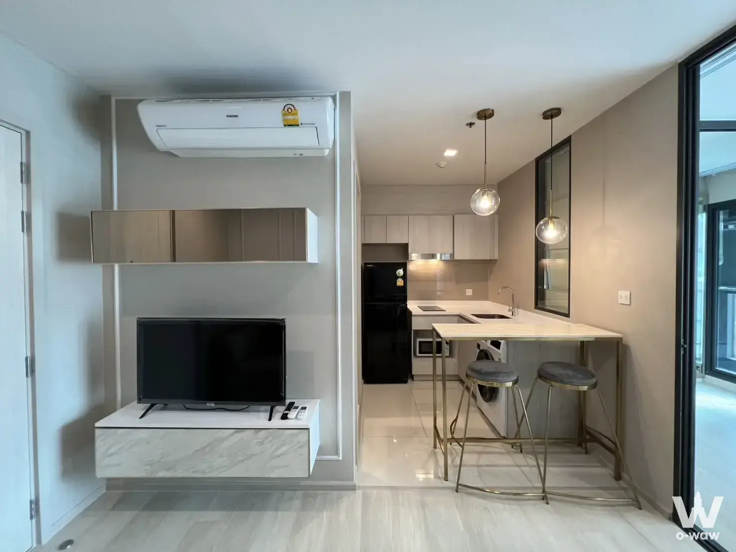 Condo with 1 bedroom for rent at Life One Wireless — photo 3 of 5