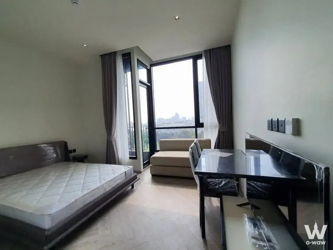 Condo with 1 bedroom for rent at Chapter Charoennakhon–Riverside — photo 1 of 5