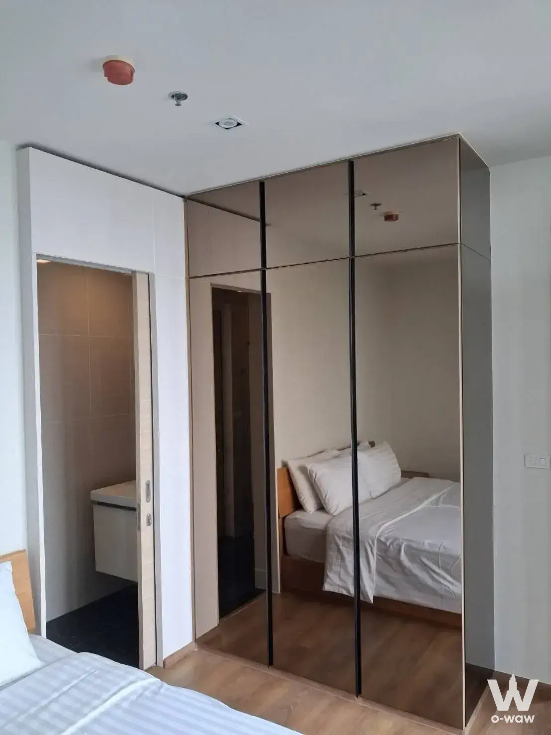 Condo with 2 bedrooms for rent at Park Origin Phrom Phong — photo 5 of 5