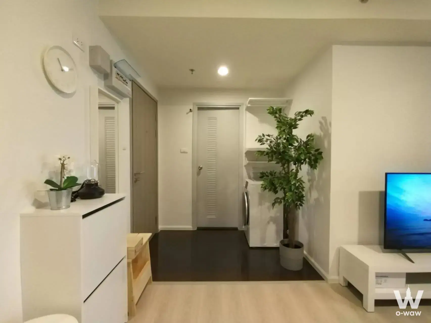 Condo with 1 bedroom for rent at A Space Condominium — photo 5 of 5