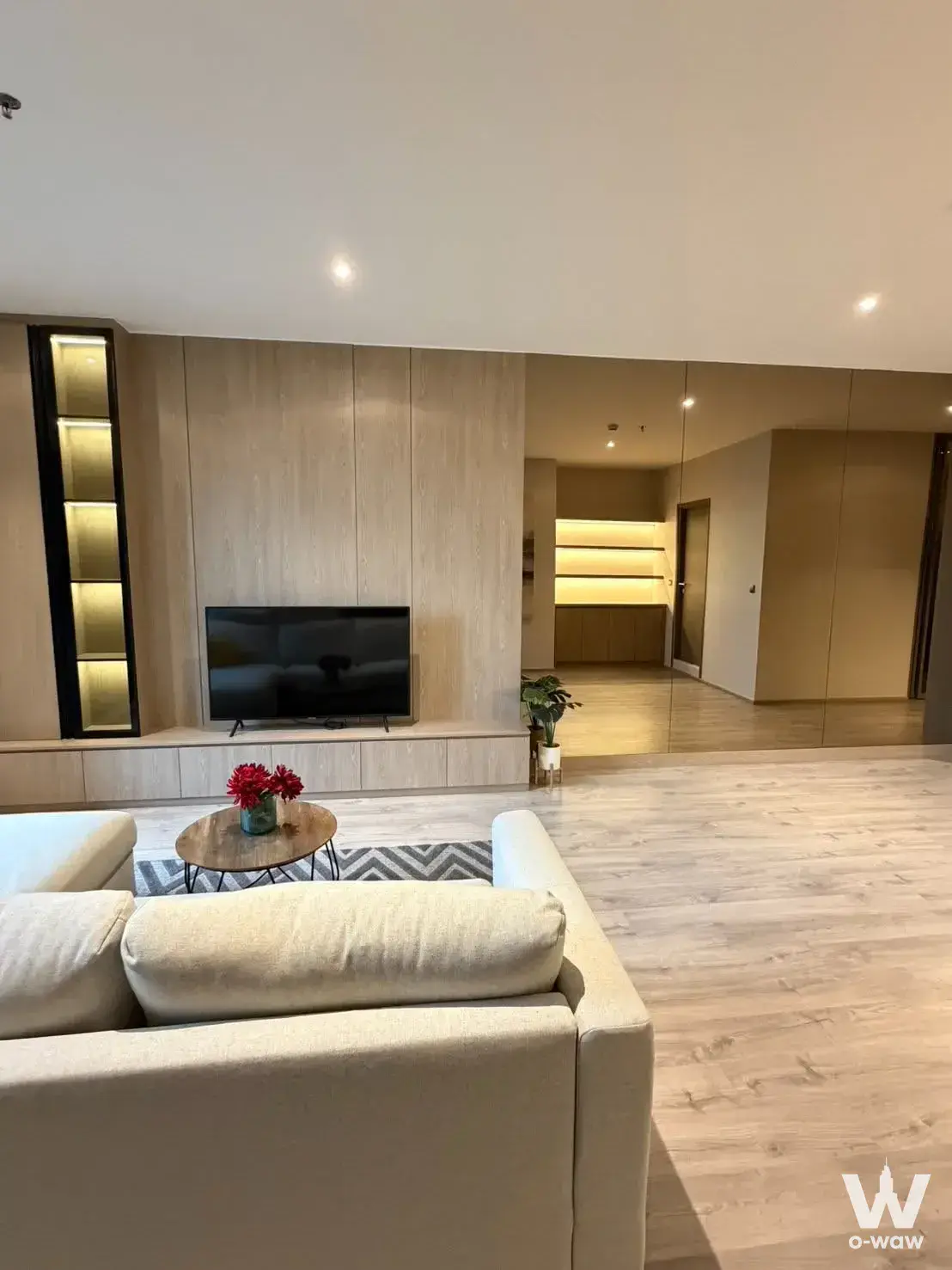 Condo with 2 bedrooms for sale at Rhythm Ekkamai Estate — photo 3 of 5