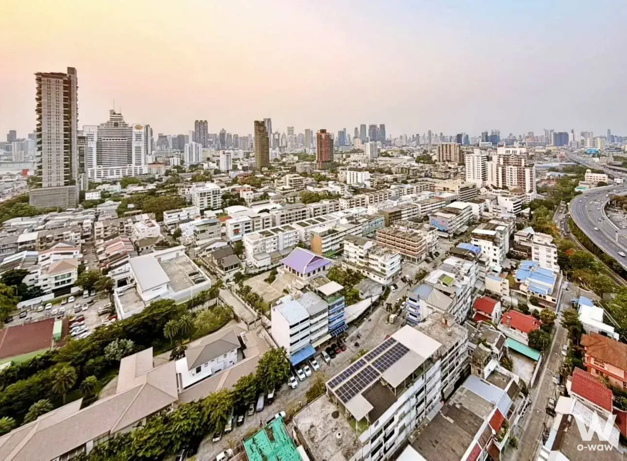 Yan Nawa, Bangkok