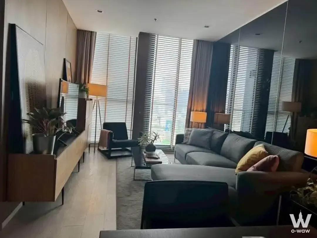 Condo with 2 bedrooms for rent at Noble Ploenchit — photo 1 of 5