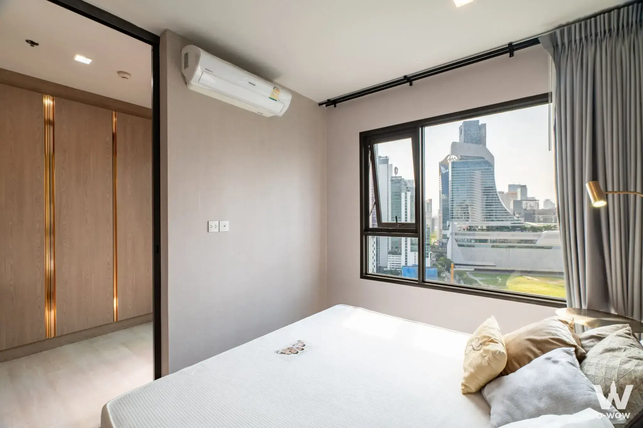 Condo with 1 bedroom for sale at Life One Wireless — photo 4 of 5