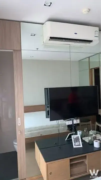 Condo with 1 bedroom for rent at Park Origin Phrom Phong — photo 2 of 4