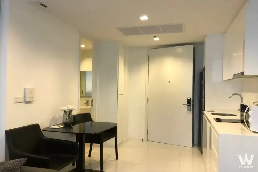 Condo with 1 bedroom for rent at Nara 9 by Eastern Star — photo 2 of 5