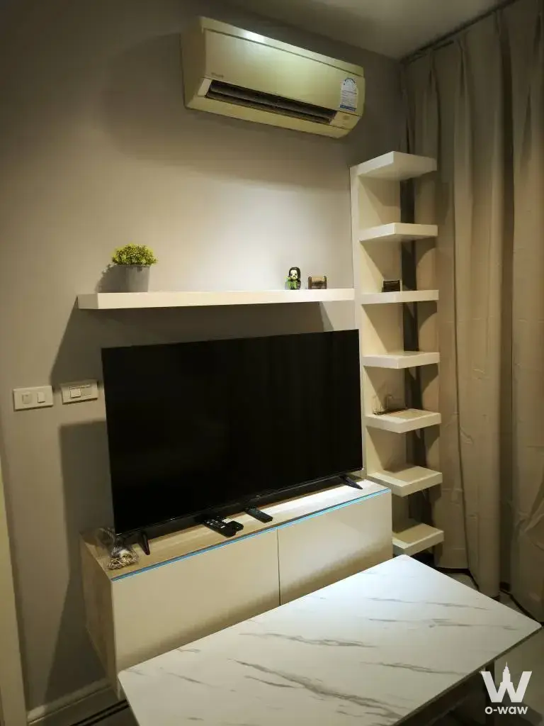 Condo with 1 bedroom for rent at TC Green Building A — photo 2 of 5