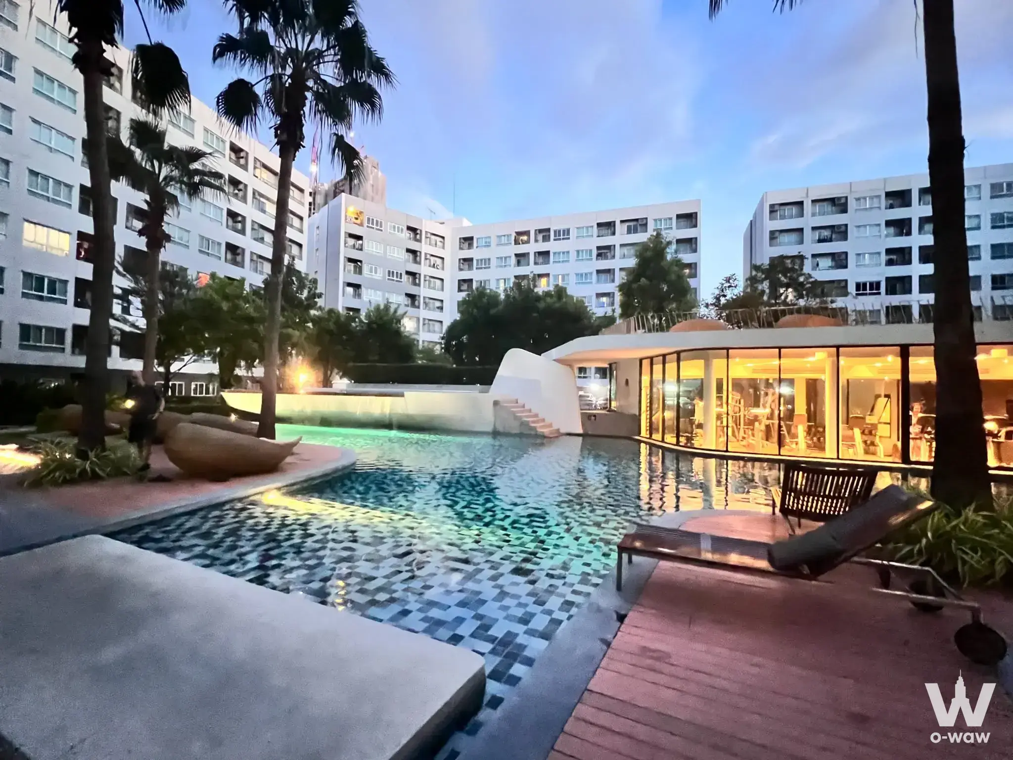 Condo for rent at Elio Del Ray — photo 1 of 5