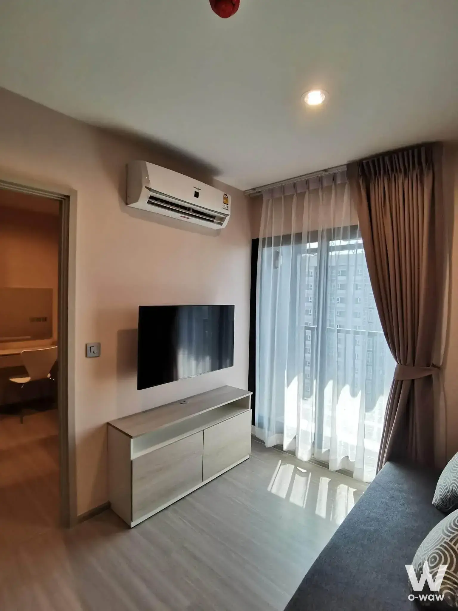 Condo with 1 bedroom for rent at Aspire Erawan Prime — photo 1 of 5