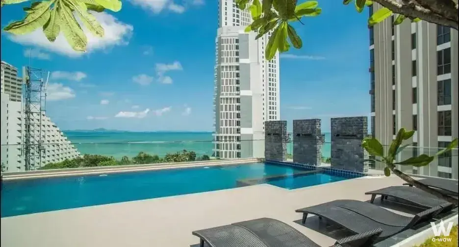 Condo with 2 bedrooms for sale at Serenity wongamat condominium — photo 1 of 5