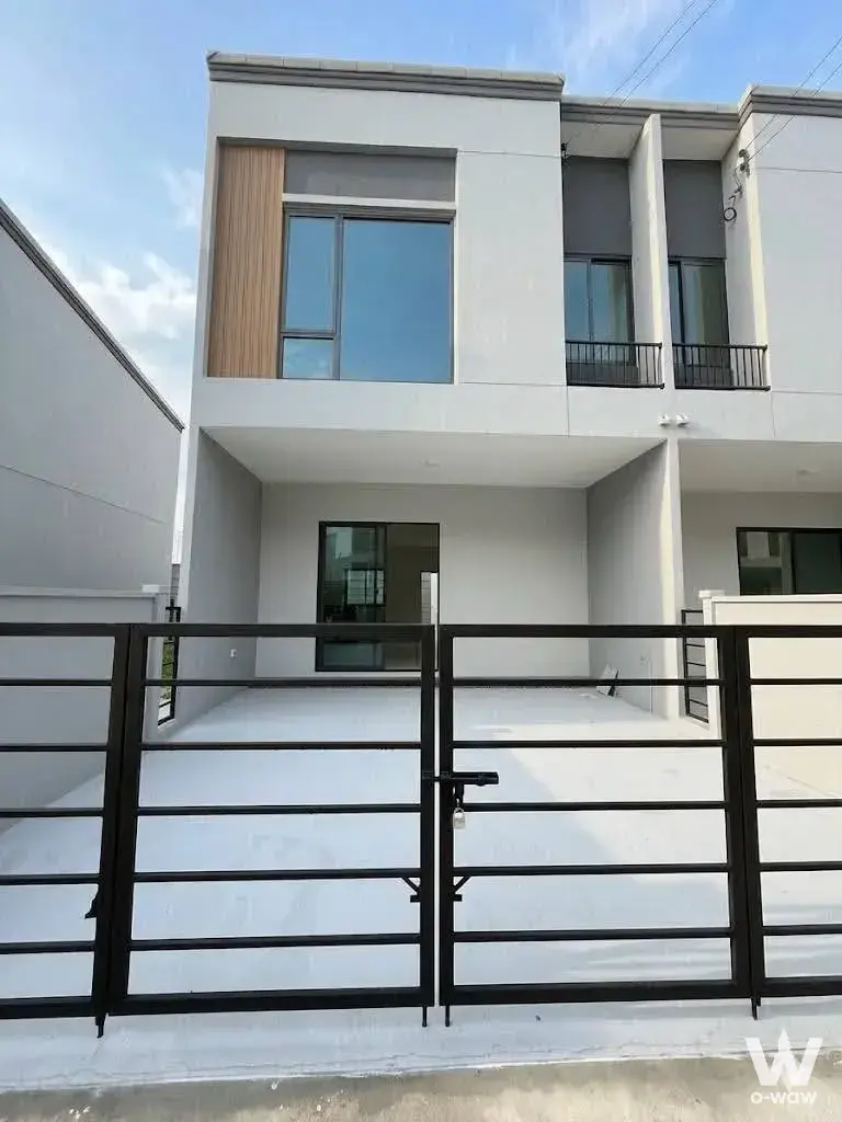 Ram Inthra - Chaturaphak Phiman area, Bangkok