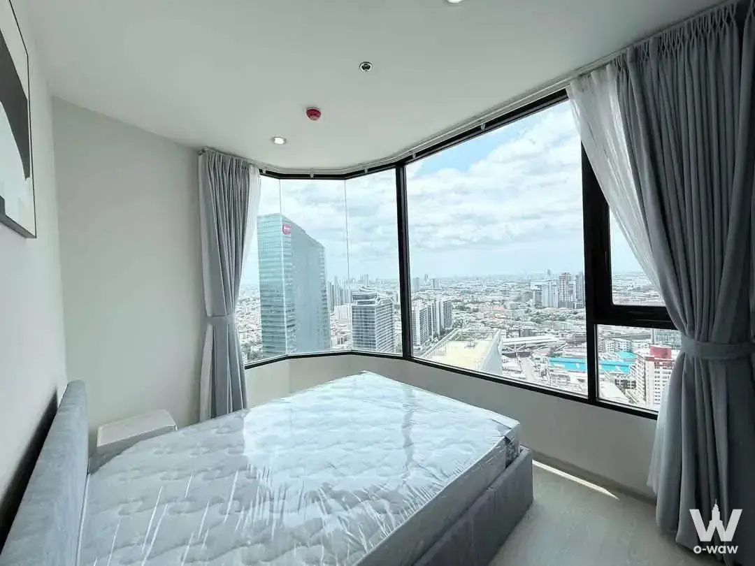 Condo with 3 bedrooms for rent at Skyrise Avenue Sukhumvit 64 — photo 1 of 5