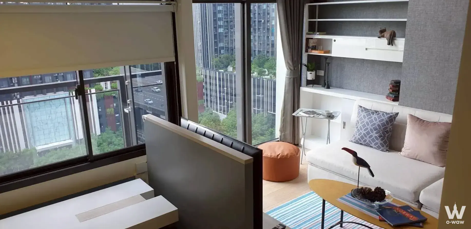 Condo with 1 bedroom for rent at Chewathai Residence Asoke — photo 1 of 5