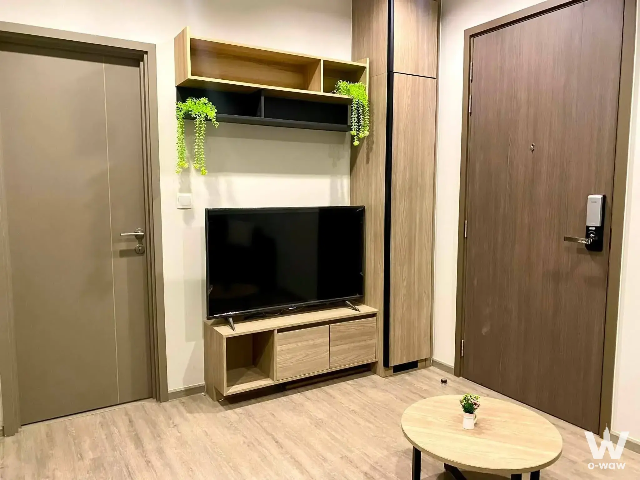 Near MRT Wong Sawang (300m)