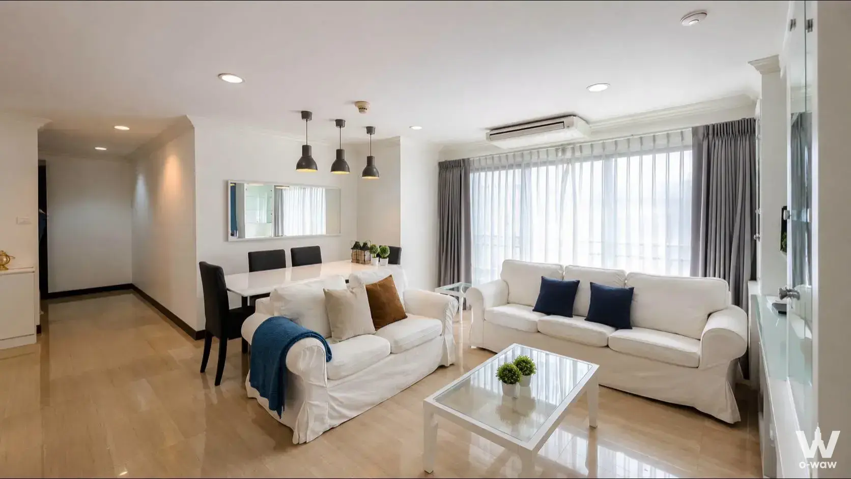 Condo with 3 bedrooms for rent at Richmond Palace Condominium — photo 2 of 4
