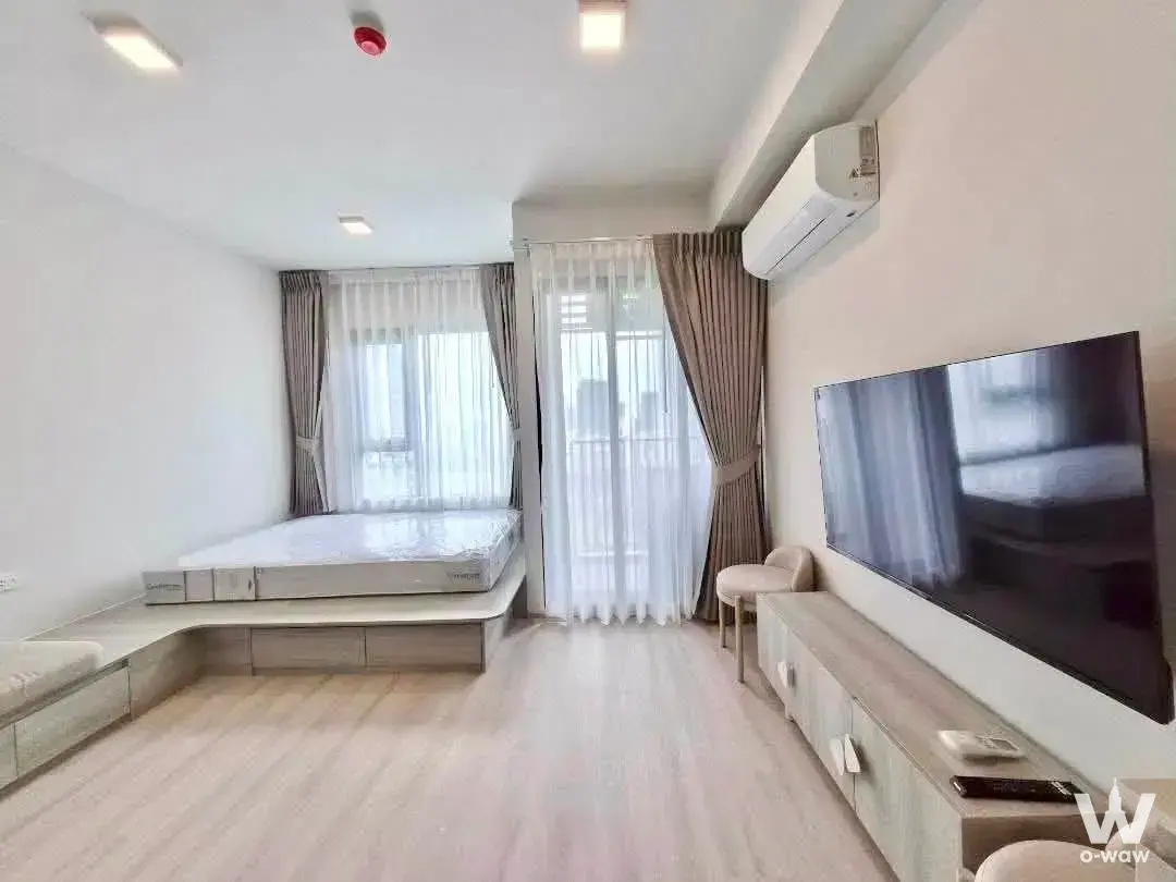 Condo with 1 bedroom for rent at COBE Ratchada-Rama 9 — photo 2 of 5