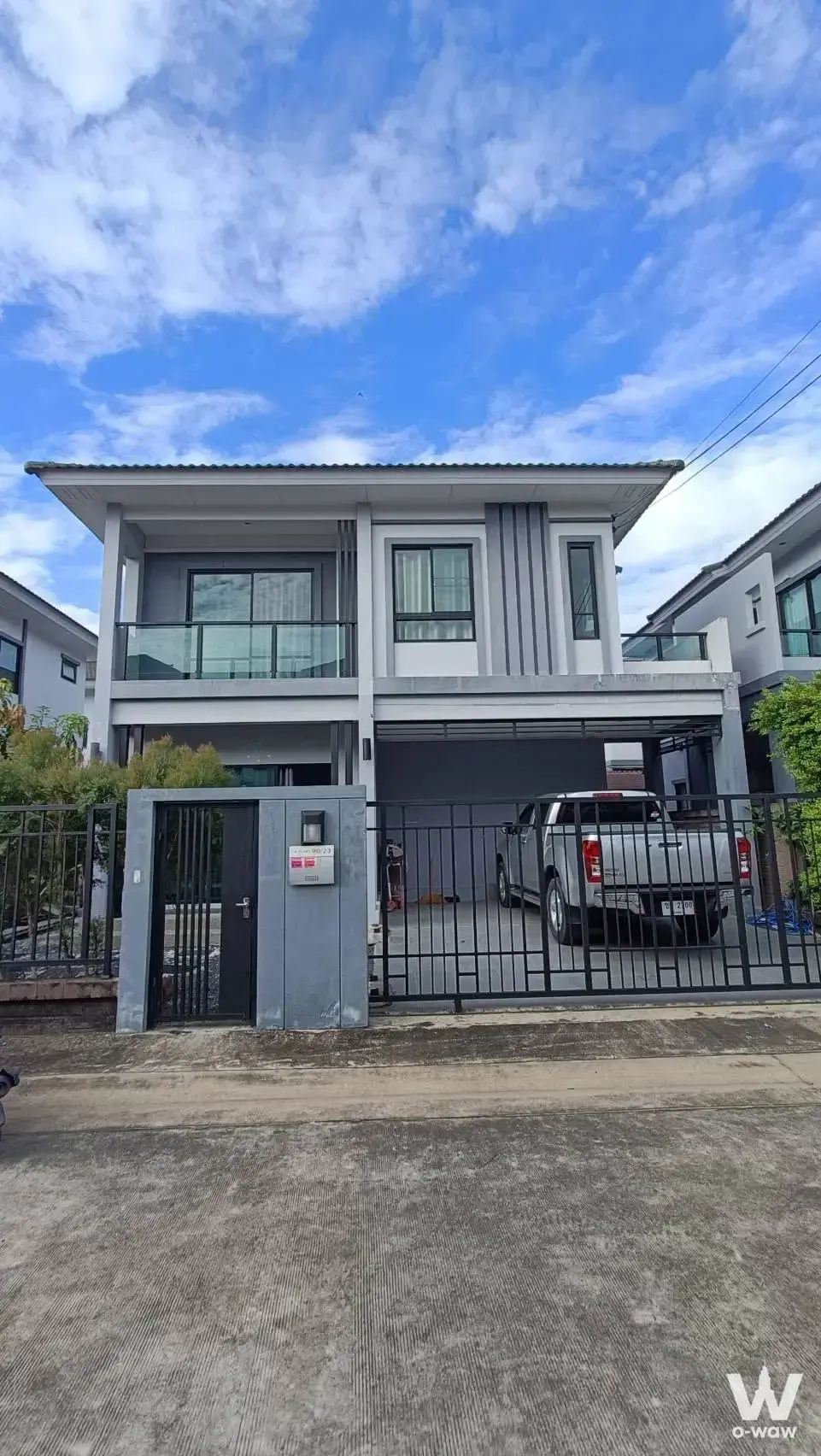 Phutthamonthon Sai 5 Road, Thanyaburi District, Pathum Thani (Near Mahidol University, Central Salaya)
