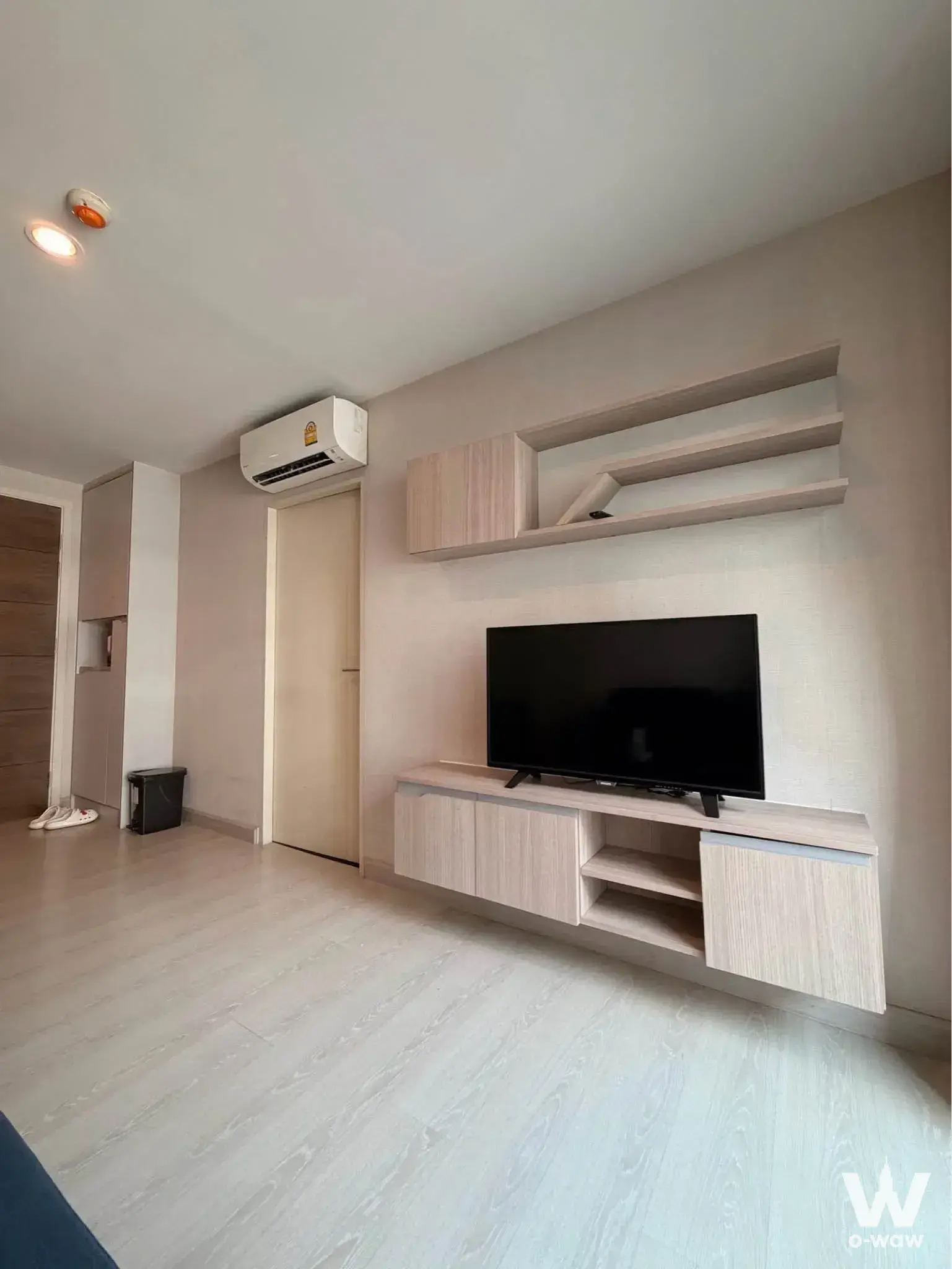 Commercial with 1 bedroom for rent at The Niche Mono Sukhumvit 50 — photo 3 of 4