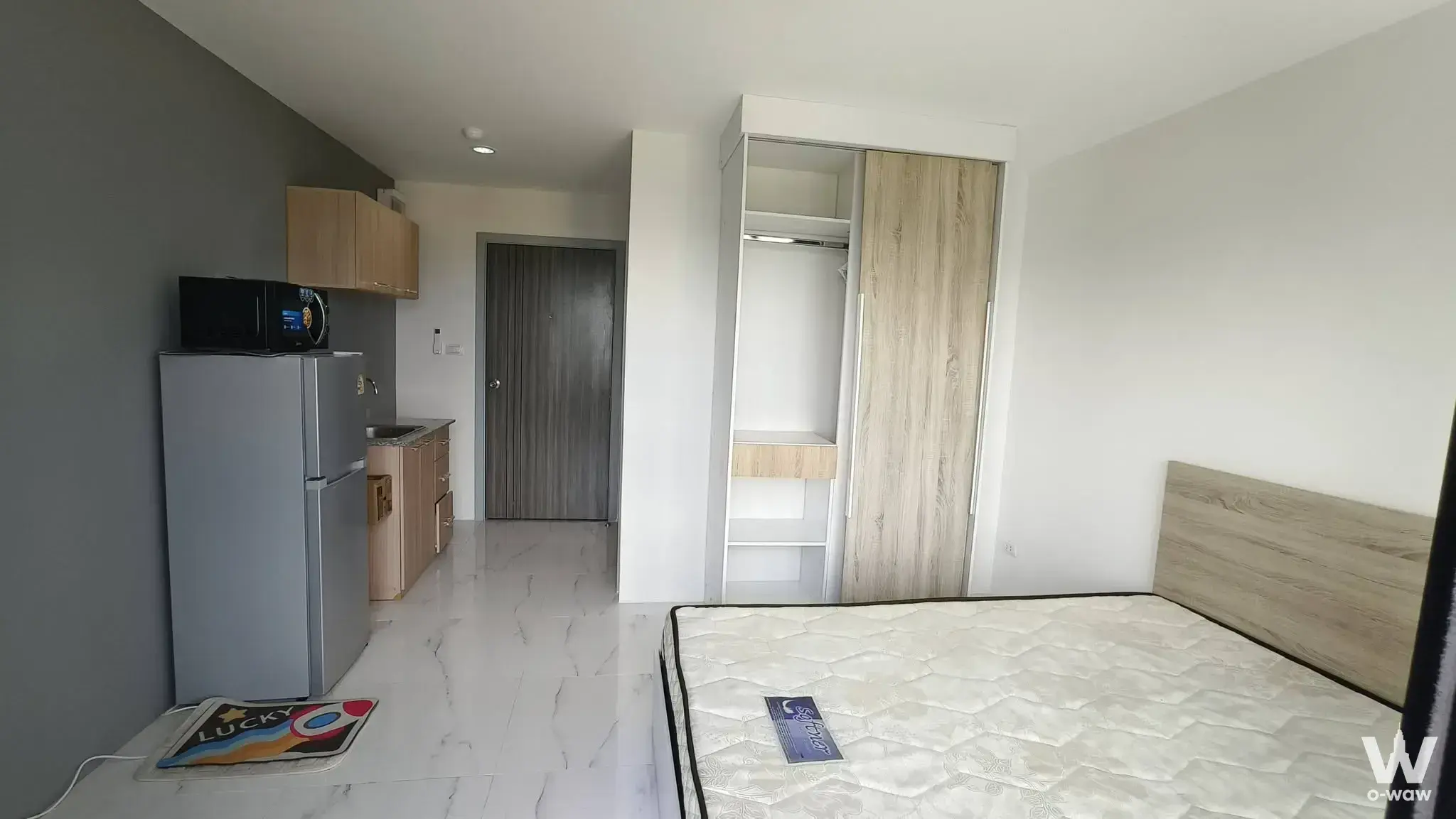 Condo with 1 bedroom for rent at The Tree Huamak Interchange — photo 4 of 5