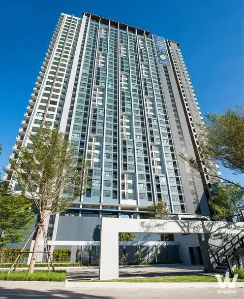 Condo with 1 bedroom for rent at THE BASE Rama 9-Ramkhamhaeng — photo 2 of 3