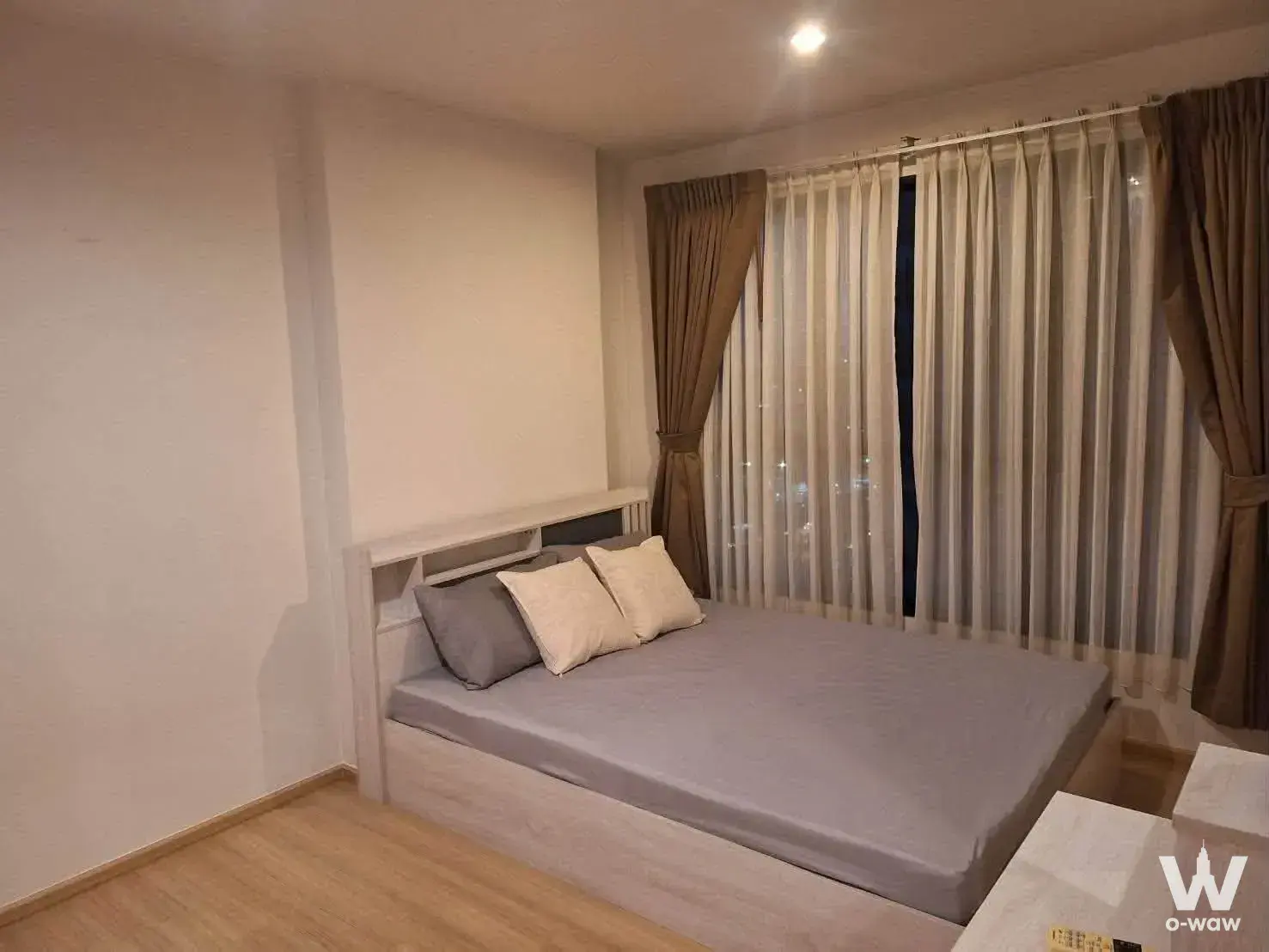 Condo with 1 bedroom for rent at THE BASE Chaengwattana — photo 1 of 5