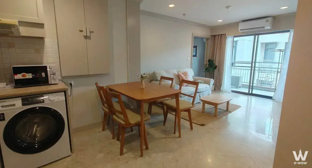 Condo with 2 bedrooms for rent at Green Point Silom Condominium — photo 3 of 5