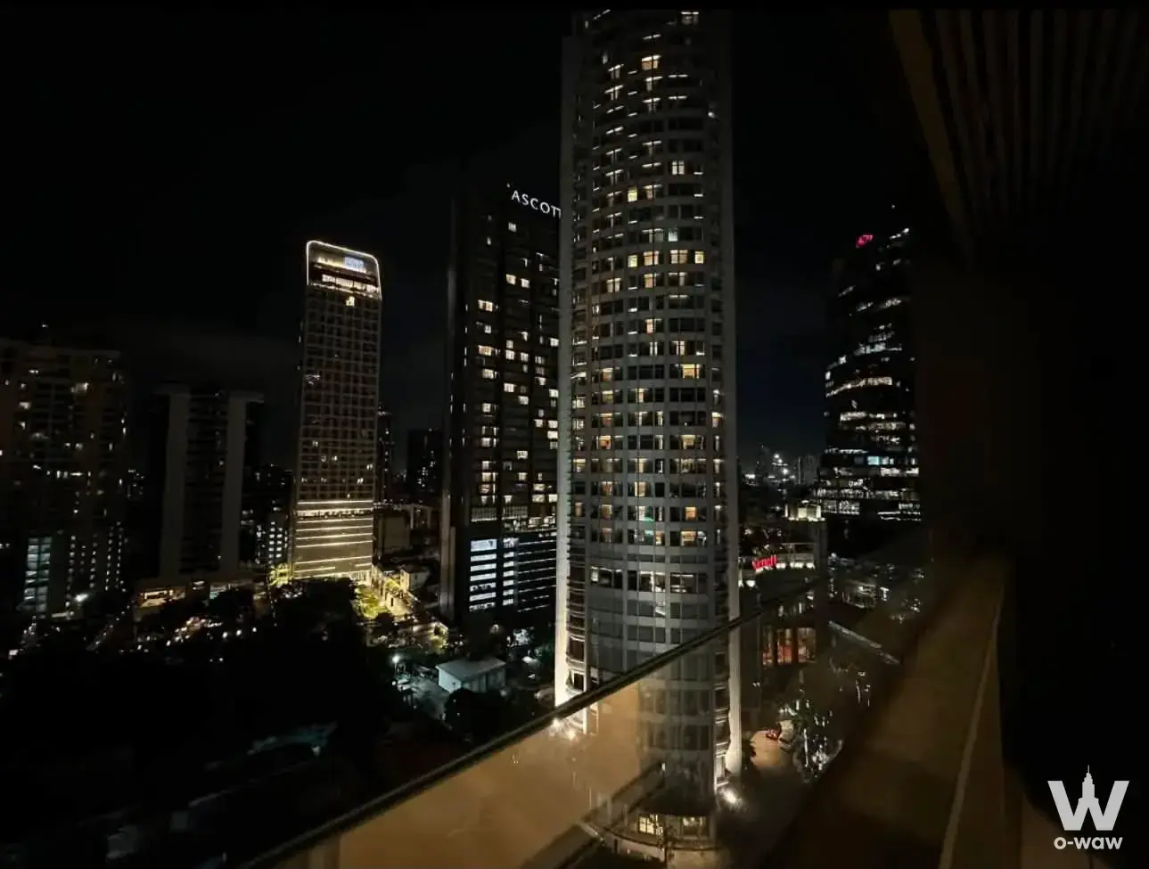 Condo with 1 bedroom for rent at The Strand Thonglor — photo 2 of 5