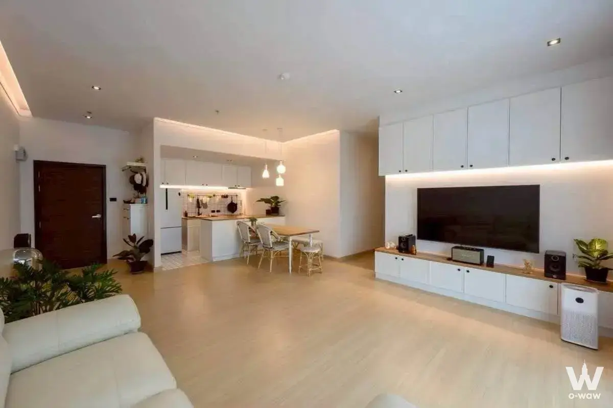 Condo with 3 bedrooms for rent at Supalai Veranda Rama 9 — photo 1 of 5