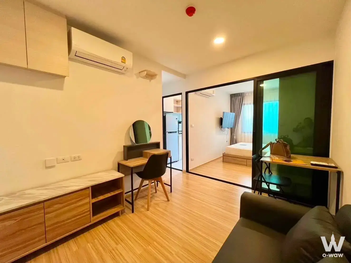 Commercial with 1 bedroom for rent at Chewathai Hallmark Ladprao - Chokchai 4 Phase 1 — photo 2 of 5