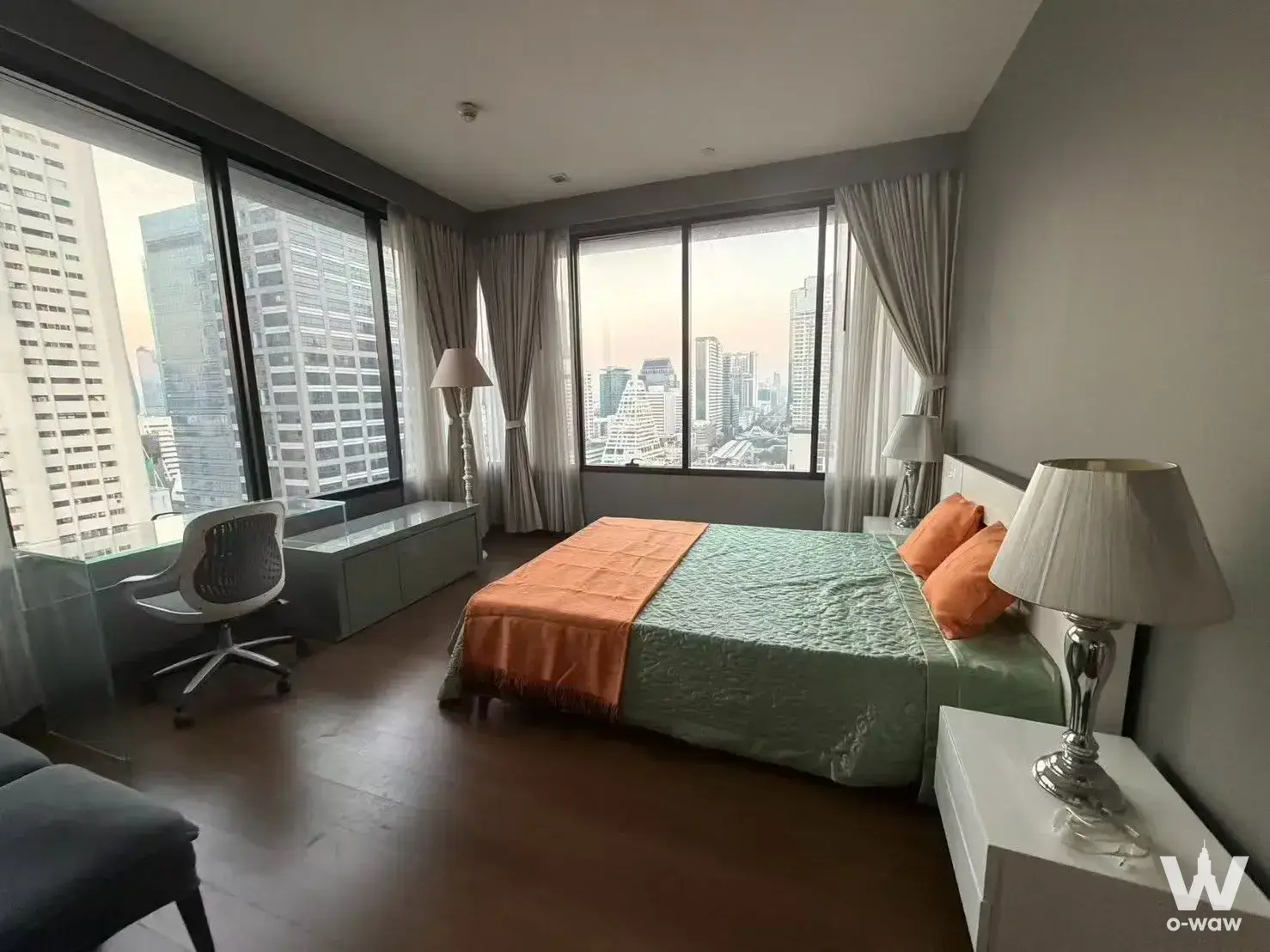 Condo with 1 bedroom for rent at M Silom — photo 1 of 5