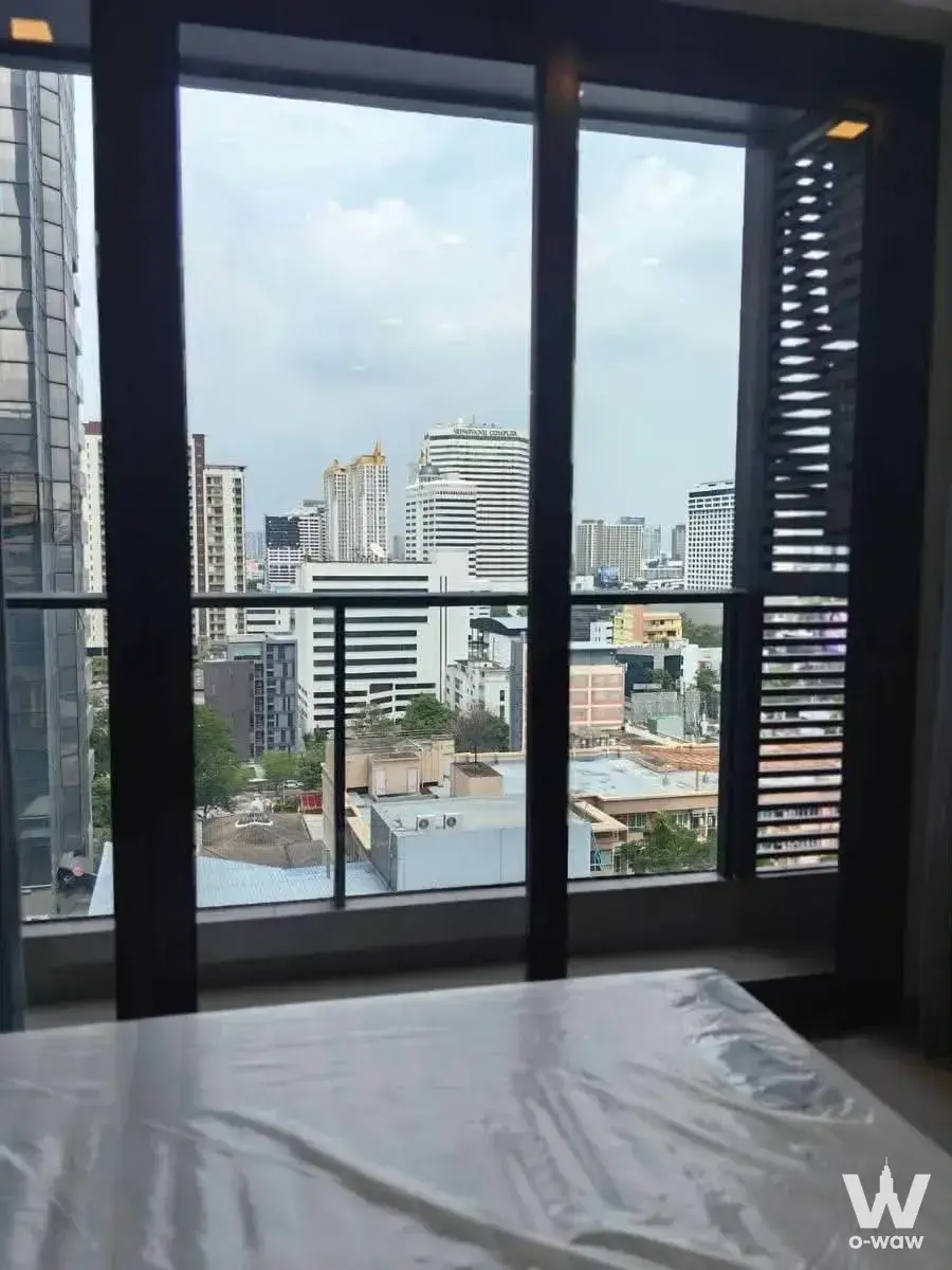 Asoke area, Bangkok. Near MRT Blue Line and Airport Rail Link. Close to Central Rama 9, Fortune Town, ARL Makkasan, and Si Rat Expressway.