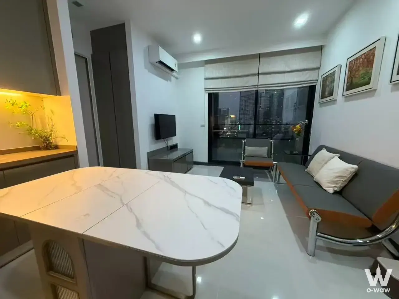 Condo with 1 bedroom for rent at M Silom — photo 2 of 5