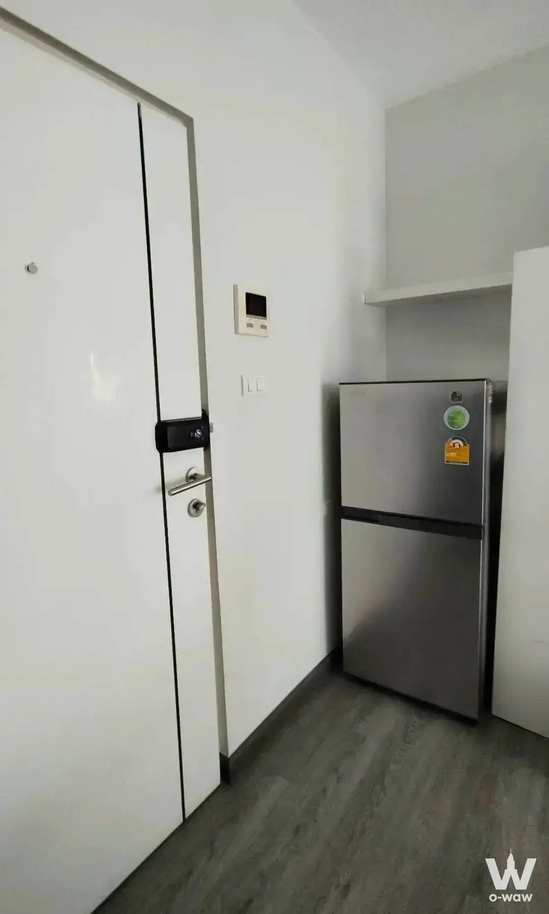 Condo with 2 bedrooms for rent at A Space Condominium — photo 3 of 5