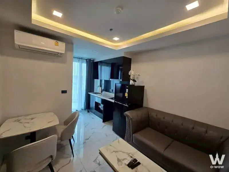 Condo with 1 bedroom for sale — photo 1 of 5