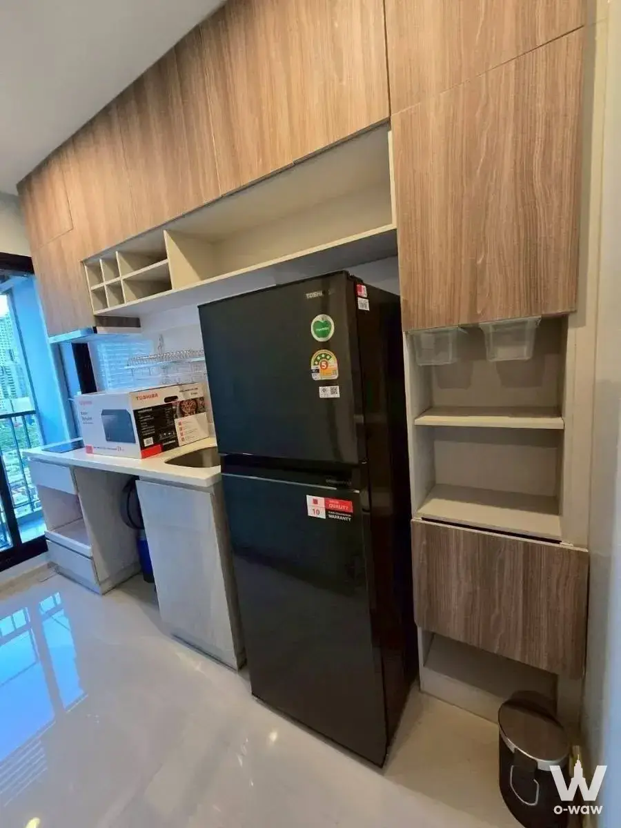 Condo with 1 bedroom for rent at Life Asoke — photo 2 of 5