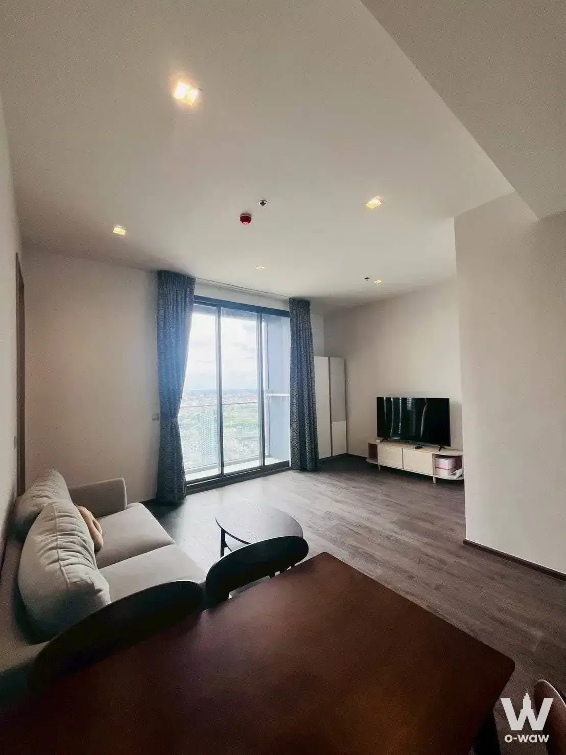 Condo with 2 bedrooms for rent at The Address Siam-Ratchathewi — photo 2 of 4