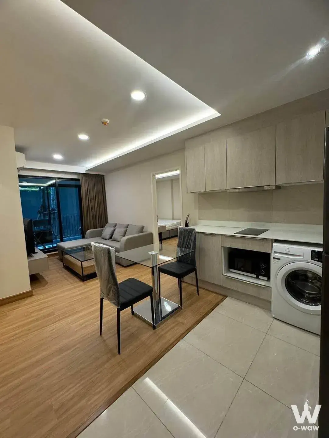 Condo with 2 bedrooms for rent at VTARA SUKHUMVIT 36 CONDOMINIUM — photo 1 of 5