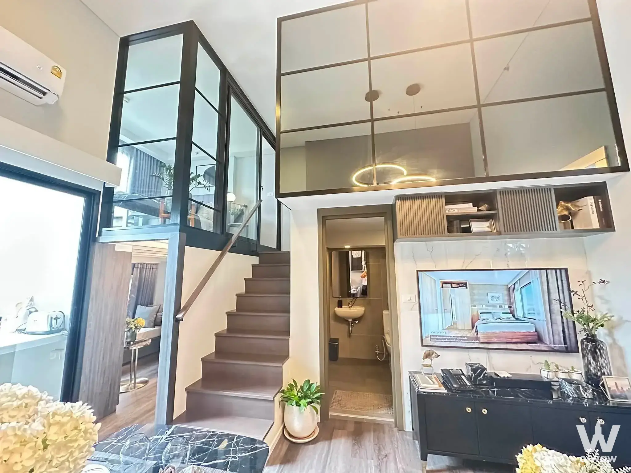 Condo with 1 bedroom for sale at Opposite Fashion Island, near Chok Chai 4 - Lat Phrao 107 (Pink Line) — photo 1 of 7